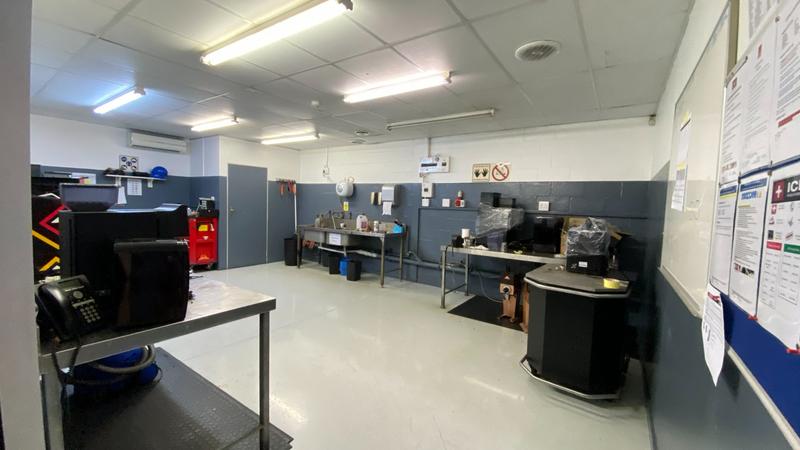 To Let commercial Property for Rent in Ndabeni Western Cape